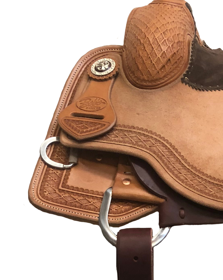 On-tree dropped rigging below the skirt for improved western saddle performance.