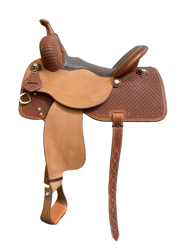 Mounted Shooter 640 custom western saddle built for mounted shooting events, stability, and lasting comfort.