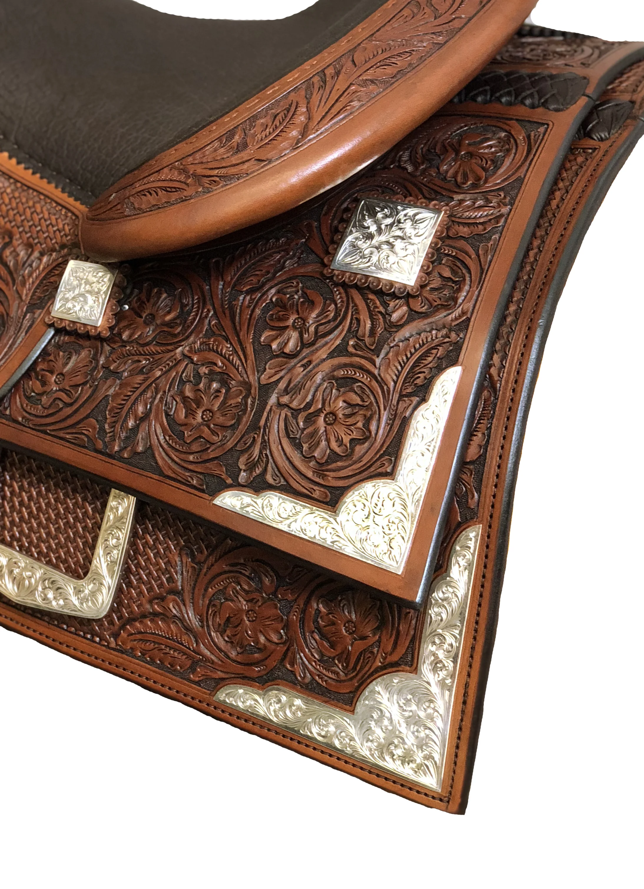 Arizona scalloped square skirt corners with Bridget engraving for custom western saddles.