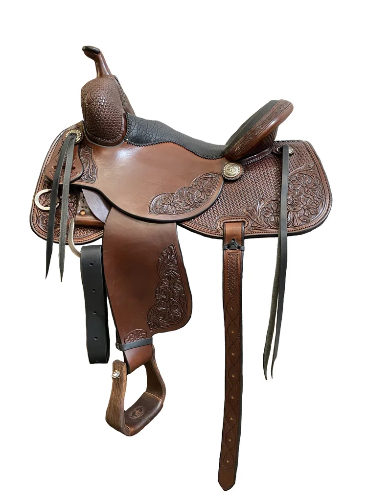 Mounted Shooter 639 custom western saddle designed for mounted shooting performance, stability, and comfort.