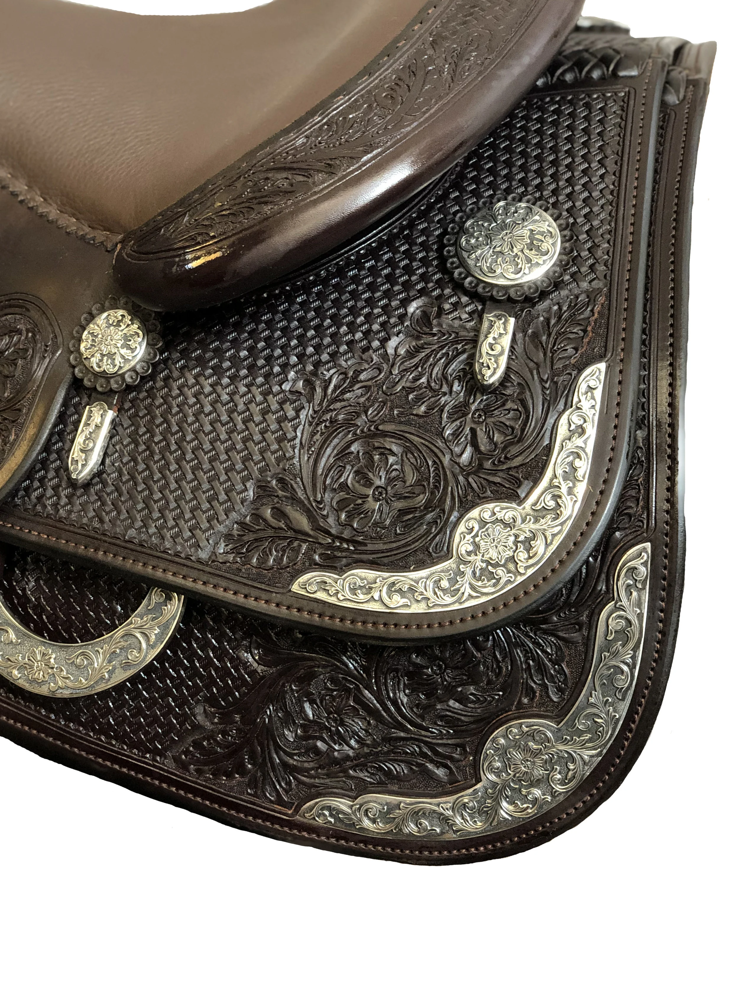 Round Tombstone flower scalloped skirt plates for custom western saddle designs.