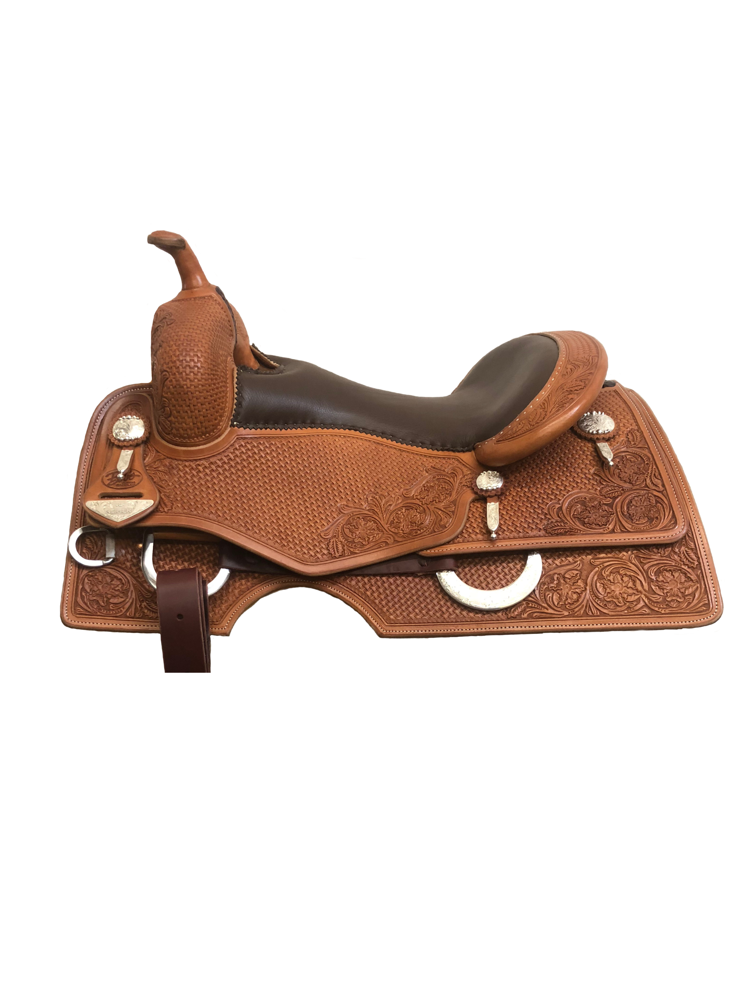 Square saddle skirt cutout providing close contact for western riding.